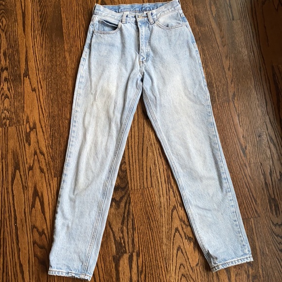 Brandy Melville/John Galt Jeans - Picture 2 of 4